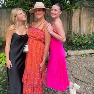 Meet your Posher, Lael